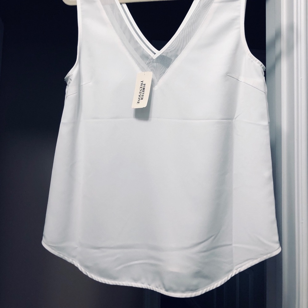 NWT silky sheer V blouse top shirt sleeveless tank - Picture 6 of 6